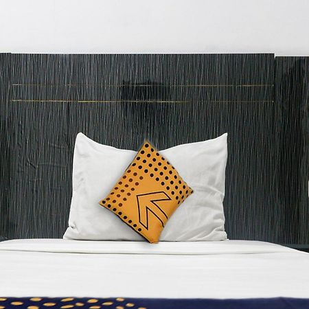 Spot On 3605 Clarichie Guest House Kupang  Luaran gambar