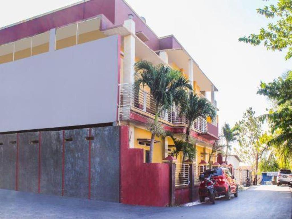 Spot On 3605 Clarichie Guest House Kupang  Luaran gambar