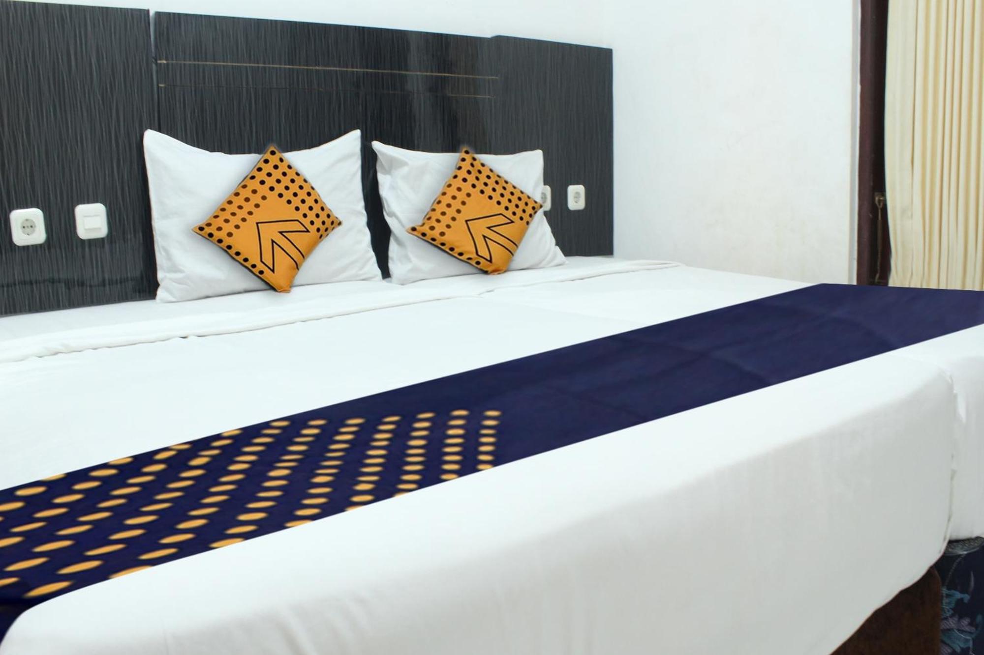 Spot On 3605 Clarichie Guest House Kupang  Luaran gambar