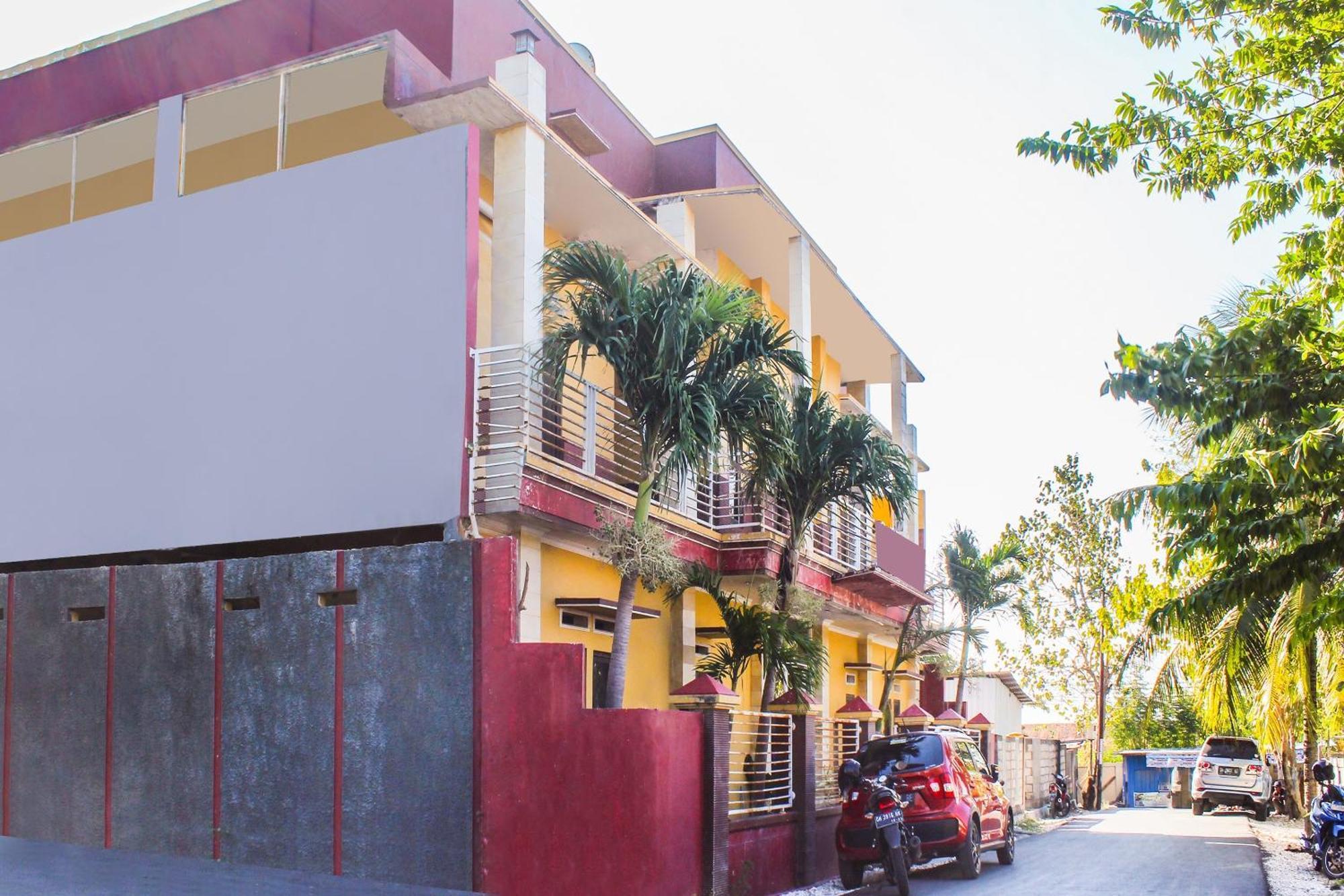 Spot On 3605 Clarichie Guest House Kupang  Luaran gambar